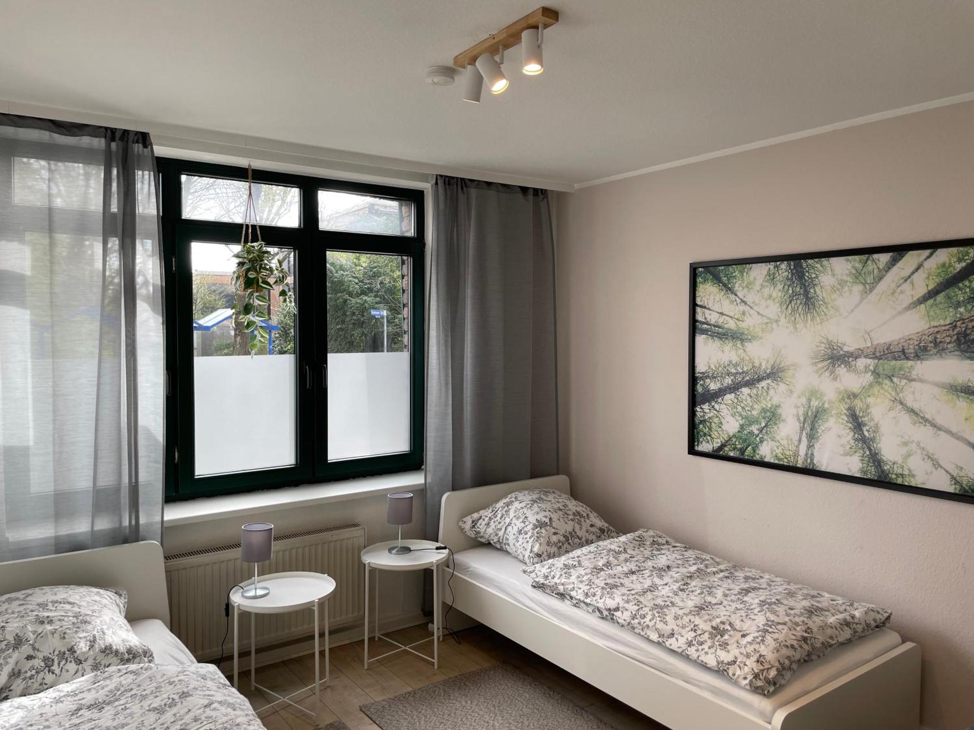 Ferien- Und Messewohnung In Meerbusch Luaran gambar